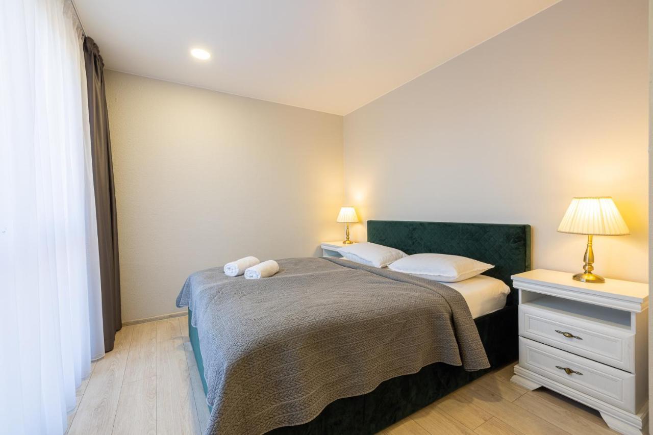 Dharma Stay Apartamentai Su Terasa Ir Vaizdu I Miesta Telšiai Esterno foto