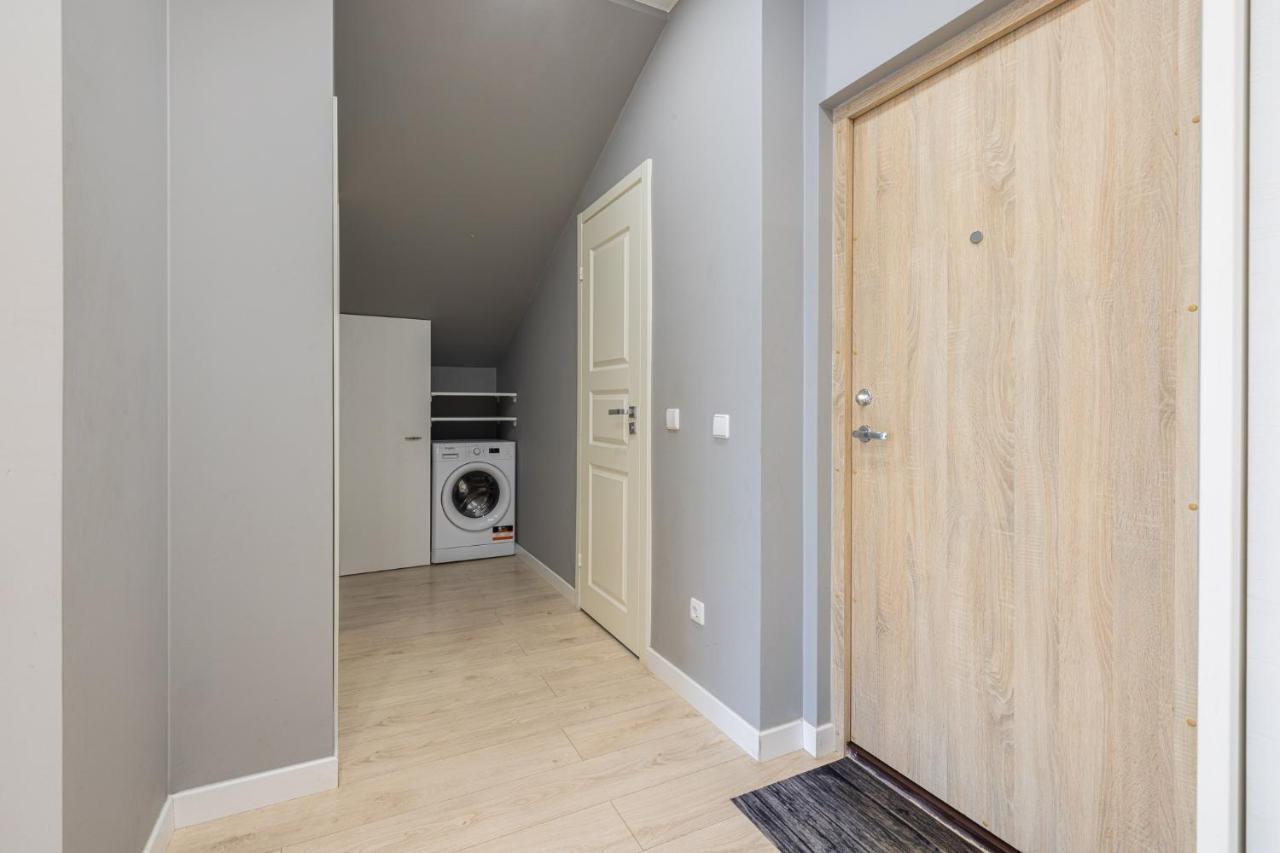 Dharma Stay Apartamentai Su Terasa Ir Vaizdu I Miesta Telšiai Esterno foto