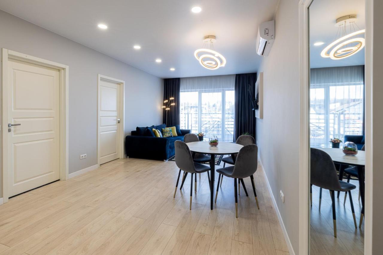 Dharma Stay Apartamentai Su Terasa Ir Vaizdu I Miesta Telšiai Esterno foto