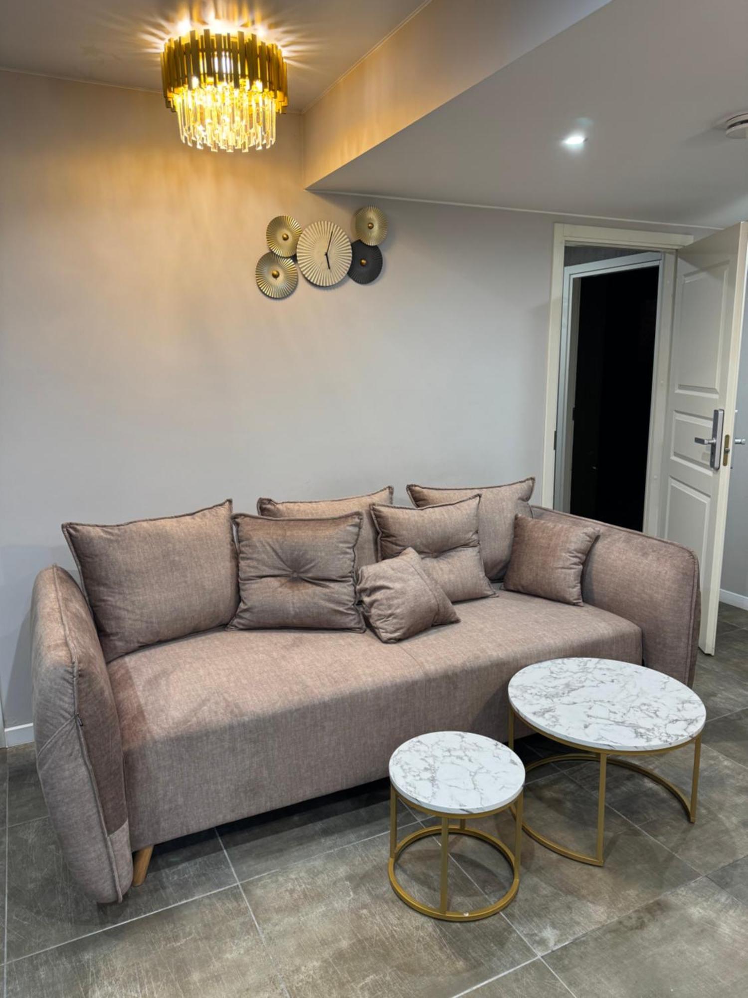 Dharma Stay Apartamentai Su Terasa Ir Vaizdu I Miesta Telšiai Esterno foto